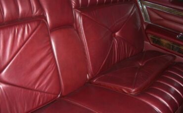Lincoln-Town-car-1979-Red-Red-Leather-4