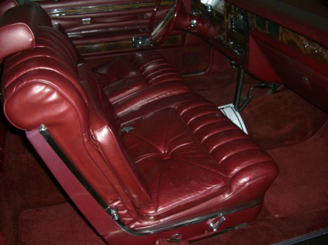 Lincoln-Town-car-1979-Red-Red-Leather-5