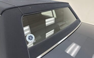 Lincoln-Town-car-1987-Glacier-Blue-Shadow-Blue-26