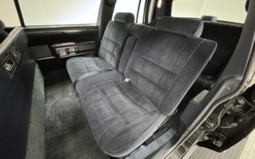 Lincoln-Town-car-1988-Black-Blue-6