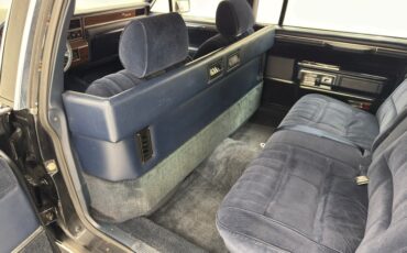 Lincoln-Town-car-1988-Black-Blue-7