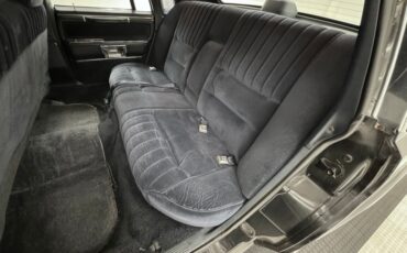 Lincoln-Town-car-1988-Black-Blue-8