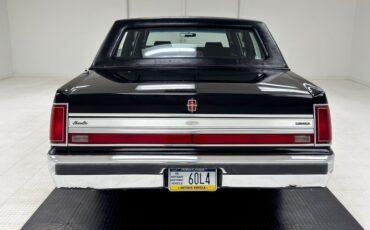 Lincoln-Town-car-1988-Black-Blue-9