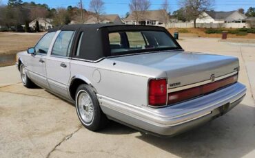 Lincoln-Town-car-1991-Silver-14