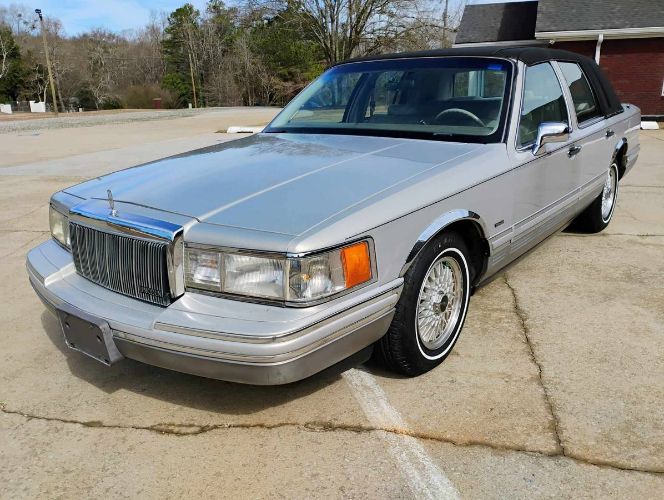 Lincoln-Town-car-1991-Silver-22
