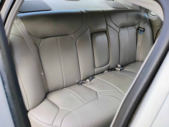Lincoln-Town-car-1991-Silver-6