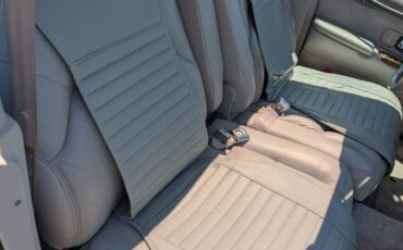 Lincoln-Town-car-signature-1995-silver-1
