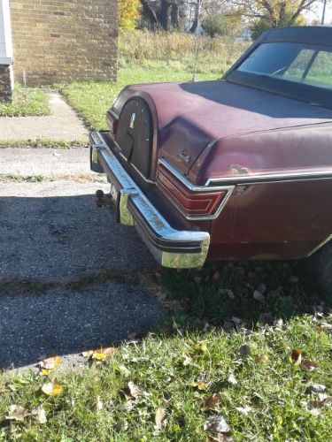 Lincoln-Versailles-1979-Burgundy-Red-4