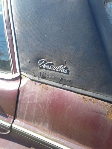 Lincoln-Versailles-1979-Burgundy-Red-6