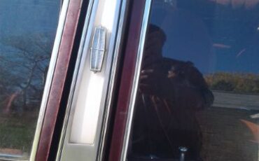 Lincoln-Versailles-1979-Burgundy-Red-8