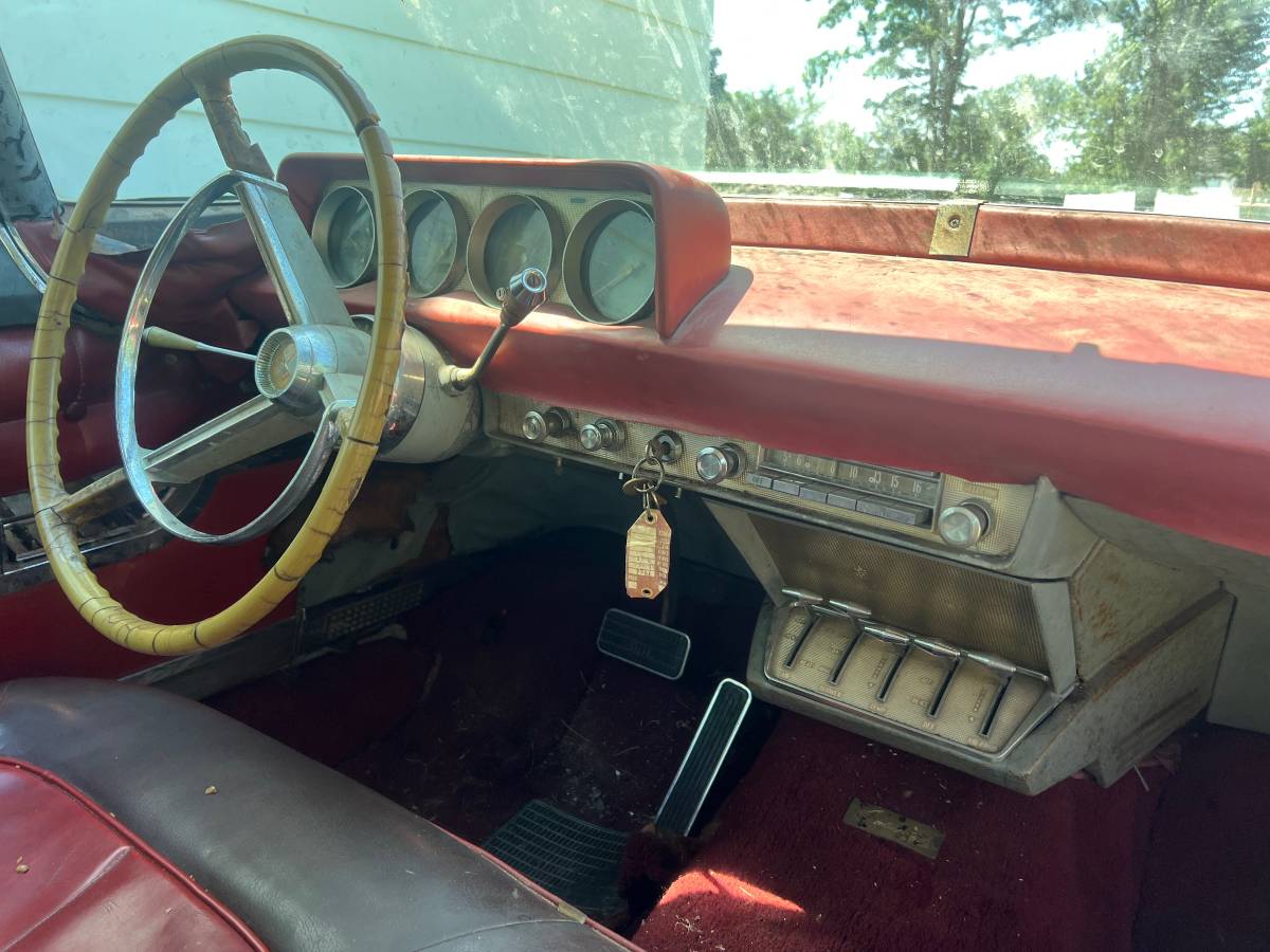 Lincoln-continental-1956-4