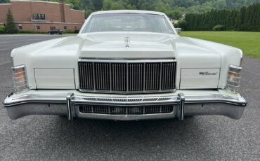 Lincoln-continental-1976-white-15