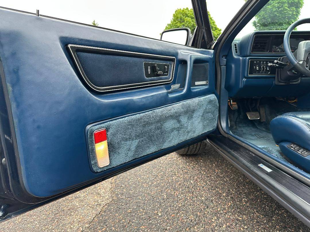 Lincoln-mark-7-lsc-1986-9