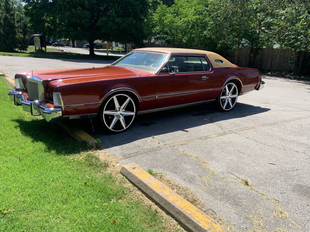 Lincoln-mark-four-1975-custom-11