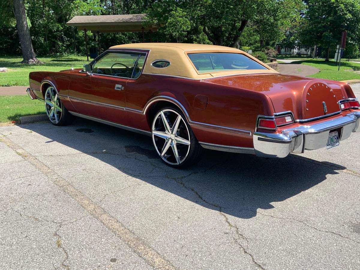 Lincoln-mark-four-1975-custom-12