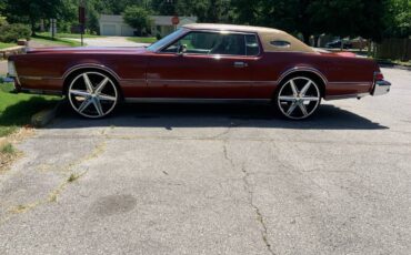 Lincoln-mark-four-1975-custom-13