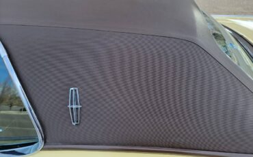 Lincoln-mark-iii-1971-13