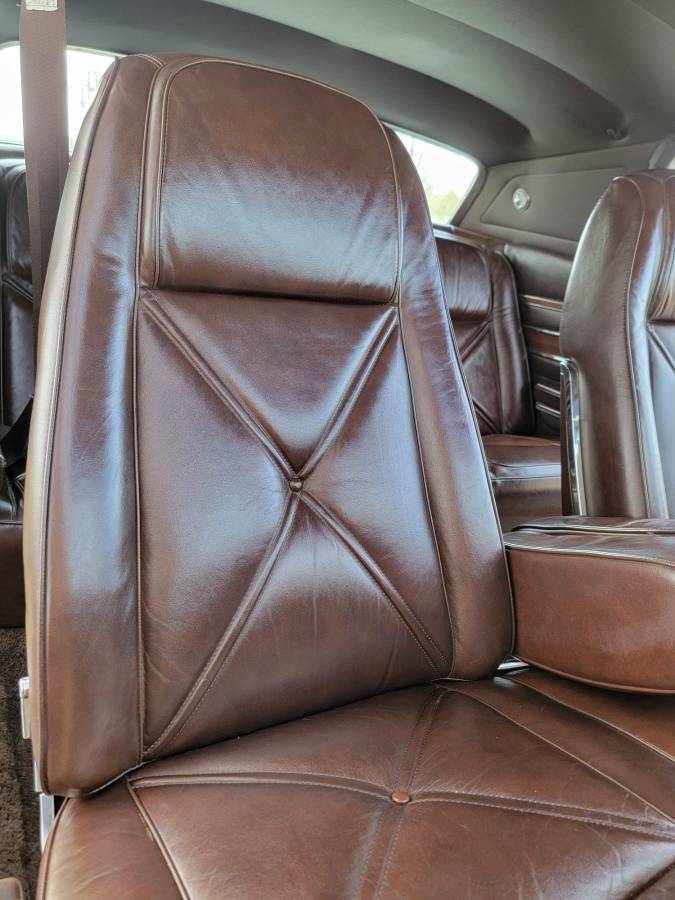 Lincoln-mark-iii-1971-3