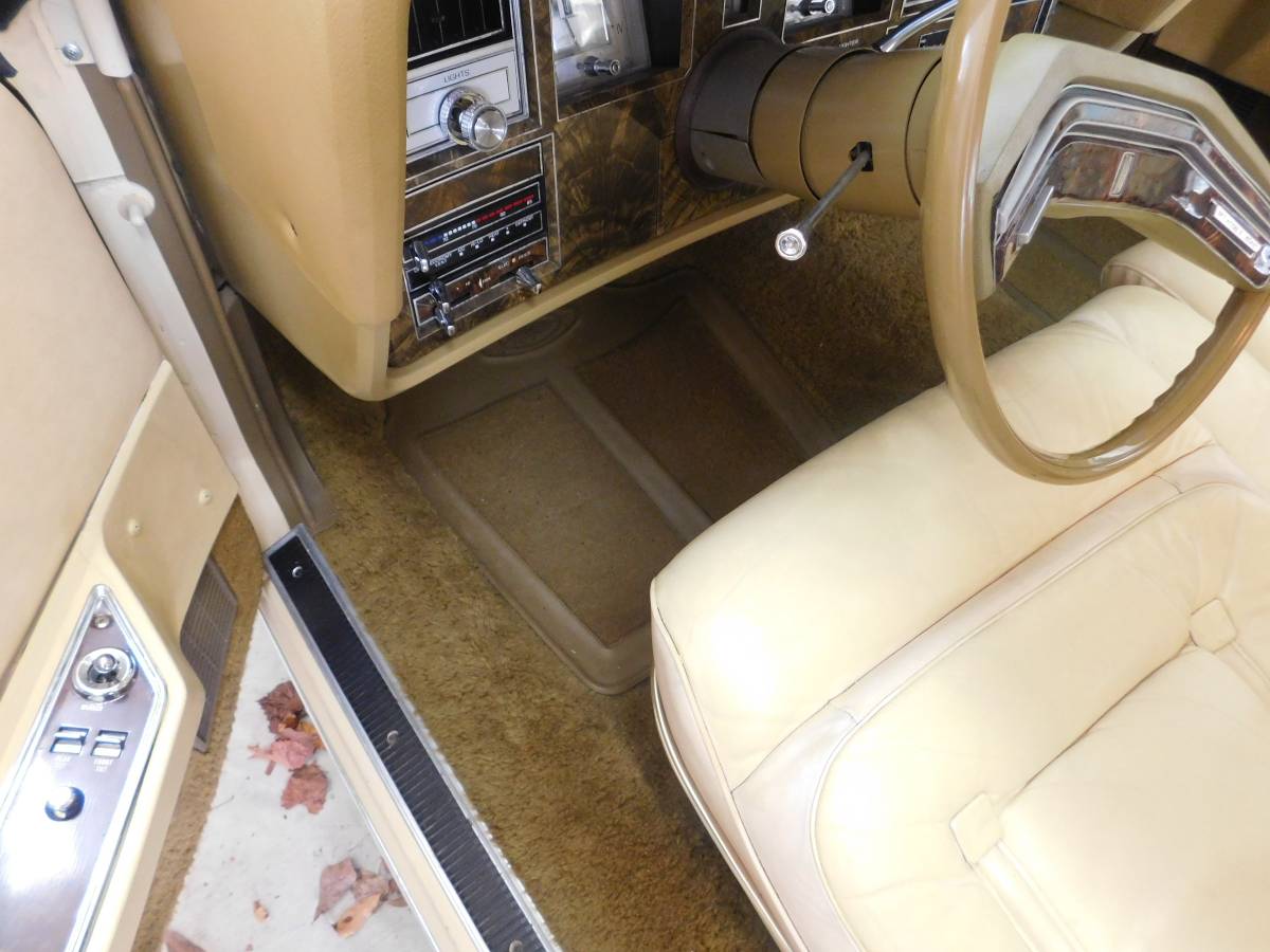 Lincoln-mark-v-1978-16