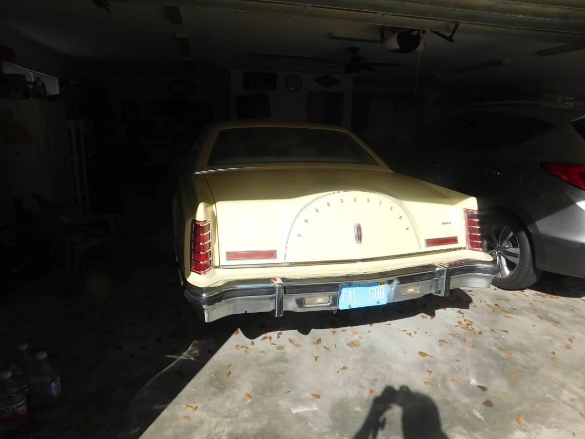 Lincoln-mark-v-1978-3