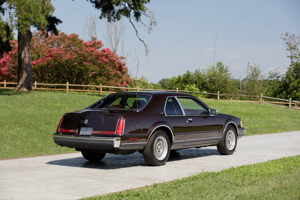 Lincoln-mark-vii-1988-purple-1