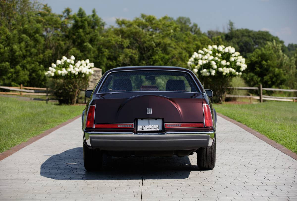 Lincoln-mark-vii-1988-purple-2