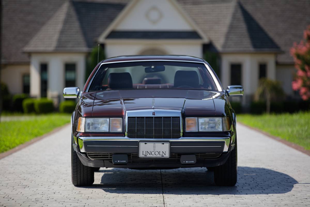 Lincoln-mark-vii-1988-purple-4