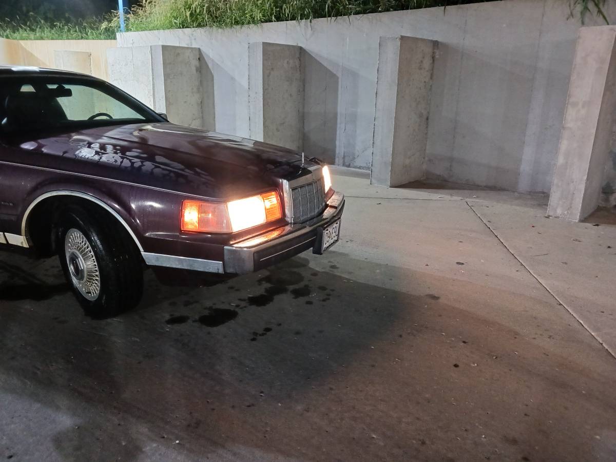 Lincoln-mark-viii-1989-2