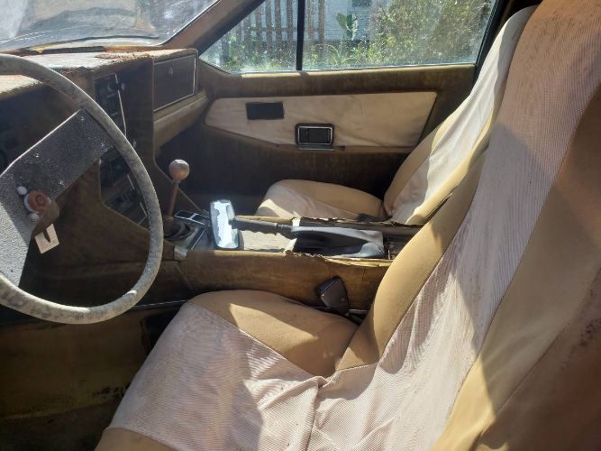 Lotus-Elite-1976-Yellow-Leather-12
