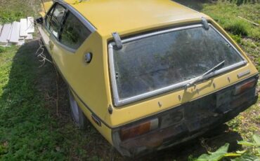 Lotus-Elite-1976-Yellow-Leather-4