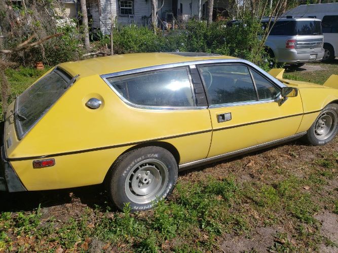 Lotus-Elite-1976-Yellow-Leather-5
