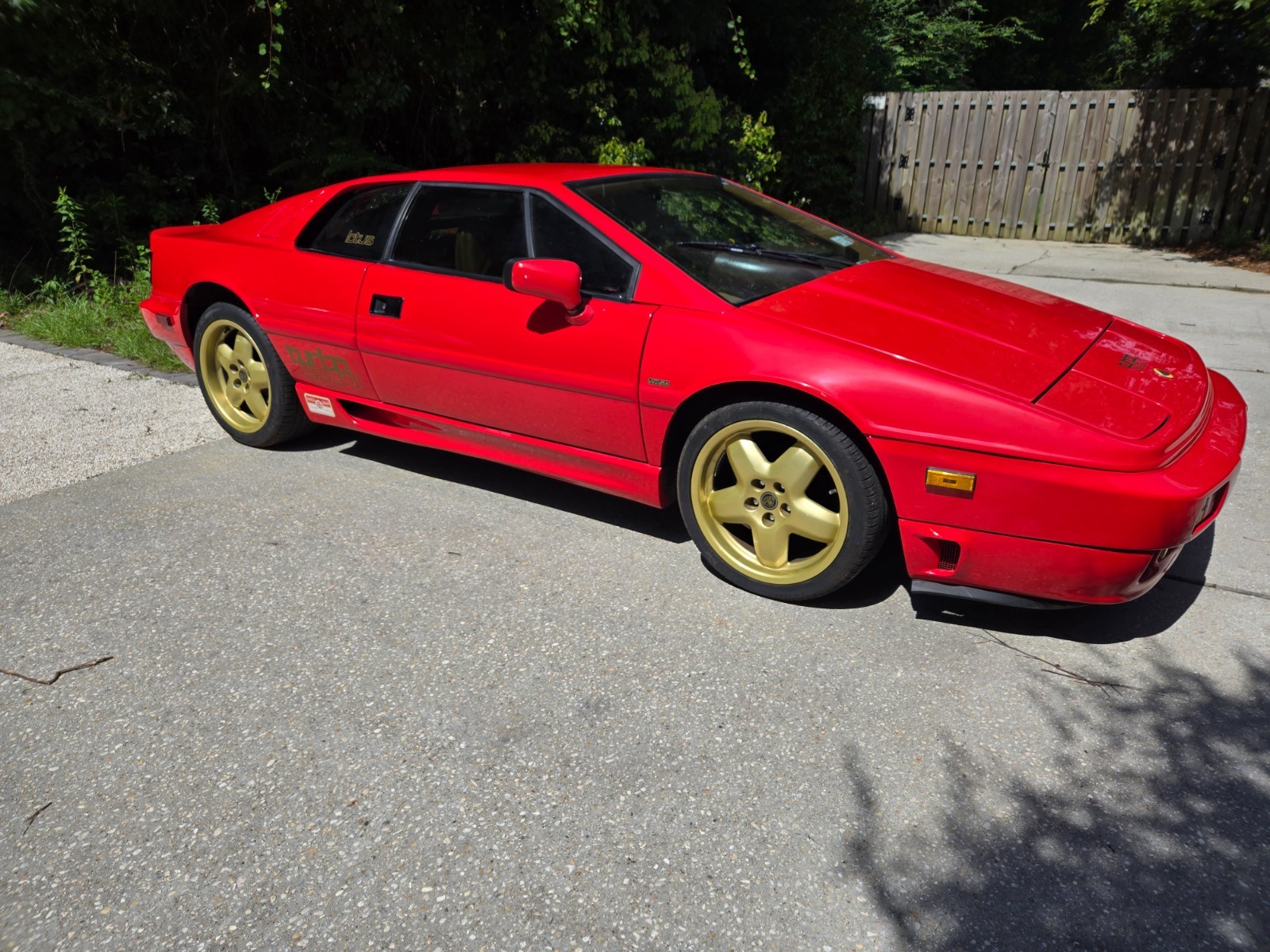 Lotus-Esprit-1990-Coupe-2