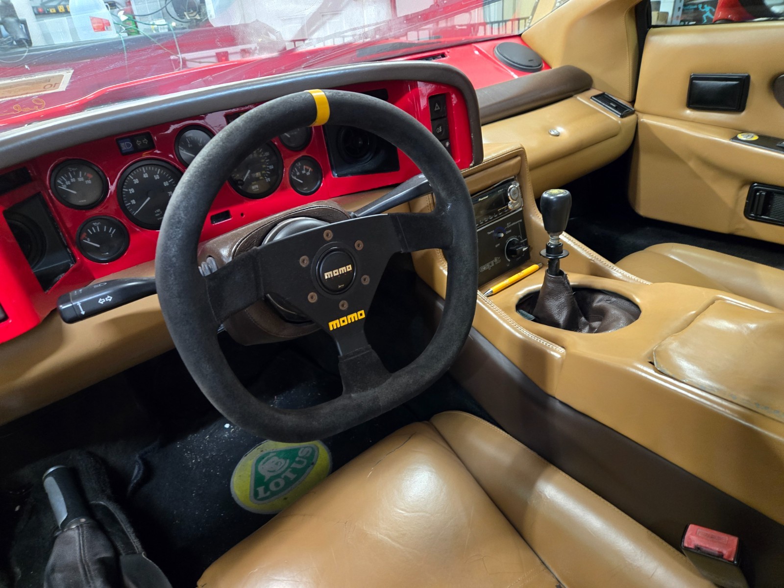 Lotus-Esprit-1990-Coupe-7