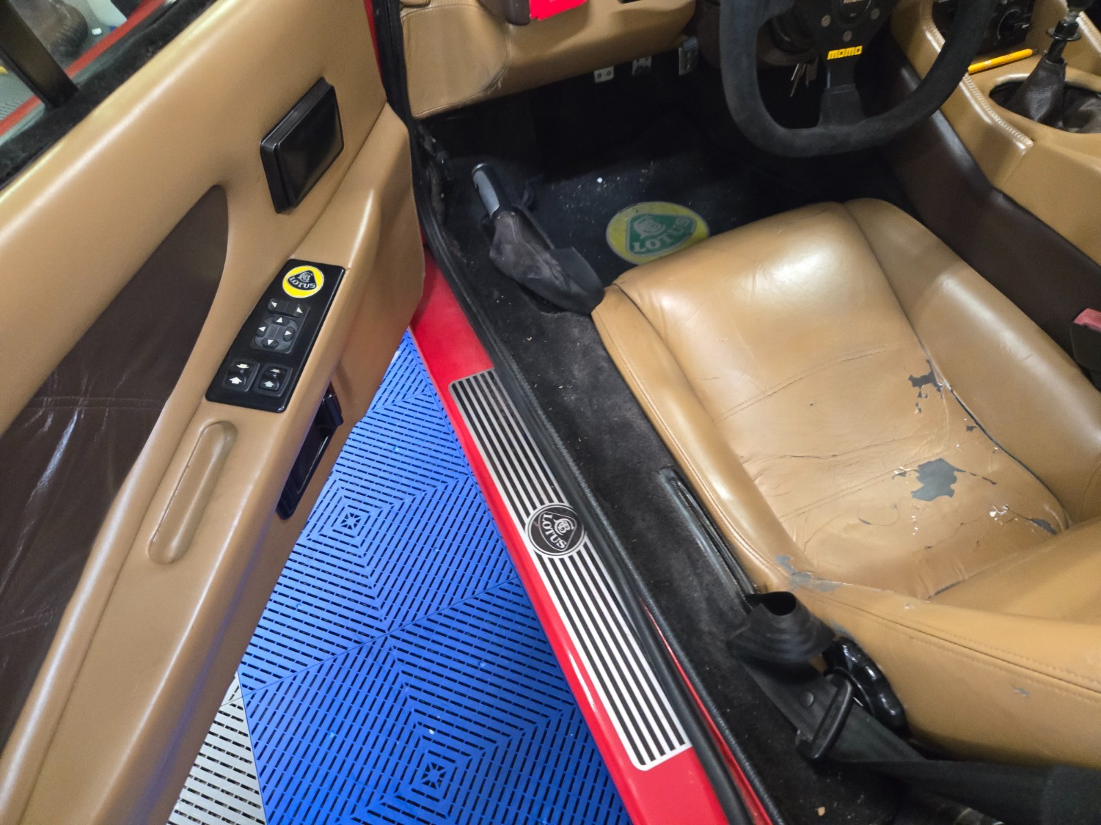 Lotus-Esprit-1990-Coupe-8