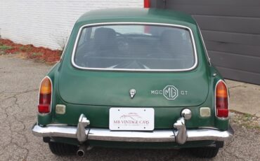 MG-CGT-1969-Coupe-5
