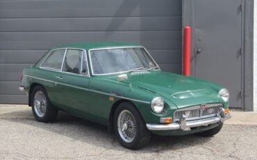 MG-CGT-1969-Coupe-6