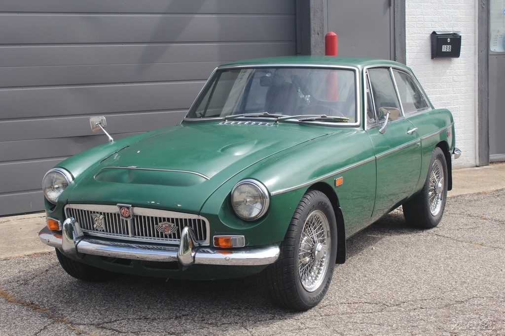 MG-CGT-1969-Coupe