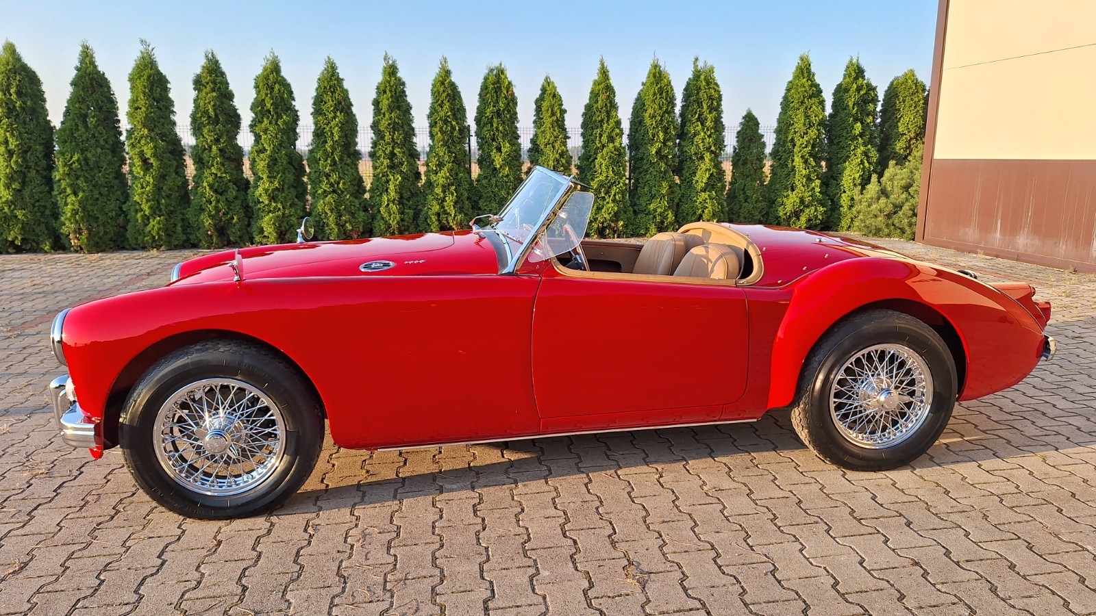 MG-MGA-1960-Convertible-1
