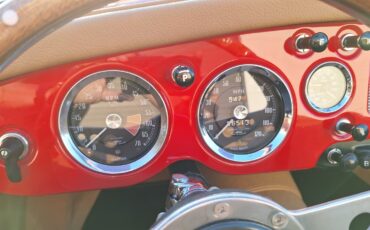 MG-MGA-1960-Convertible-32