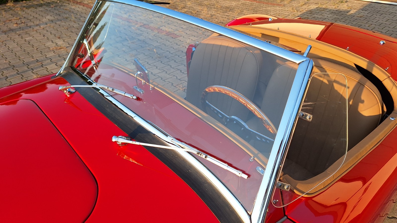 MG-MGA-1960-Convertible-34
