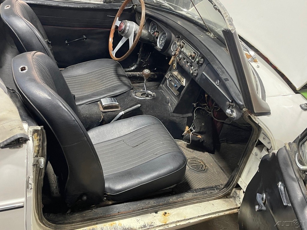 MG-MGB-1963-Convertible-17