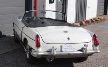 MG-MGB-1963-Convertible-3
