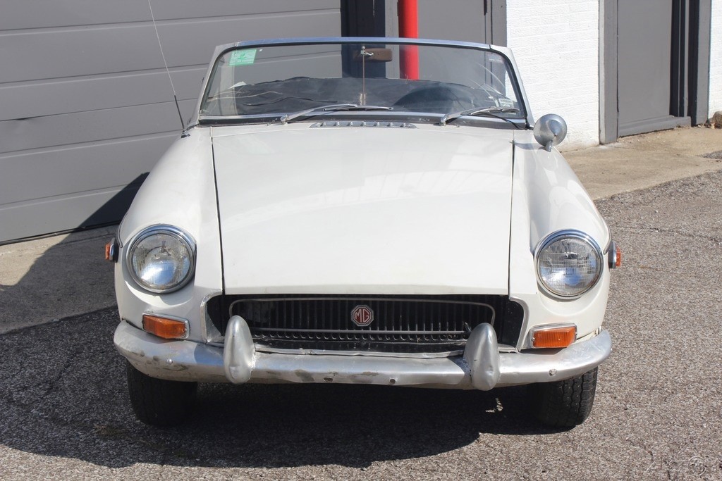 MG-MGB-1963-Convertible-6