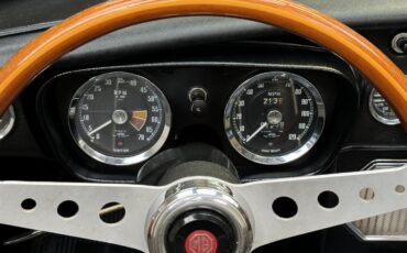 MG-MGB-1965-Convertible-16