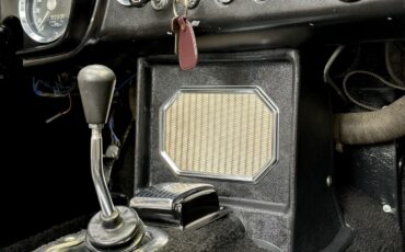 MG-MGB-1965-Convertible-19