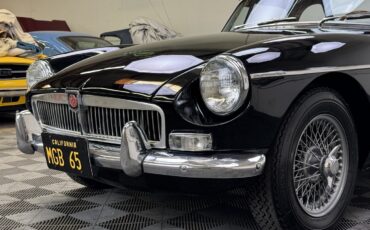 MG-MGB-1965-Convertible-4