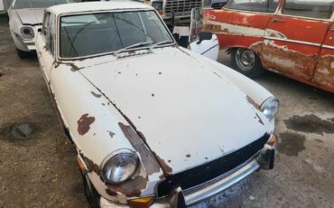 MG-MGB-1970-Coupe-2