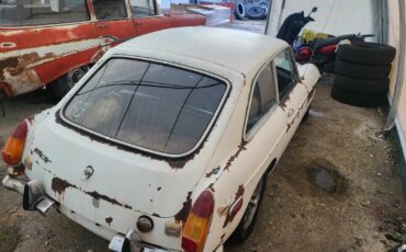 MG-MGB-1970-Coupe-3