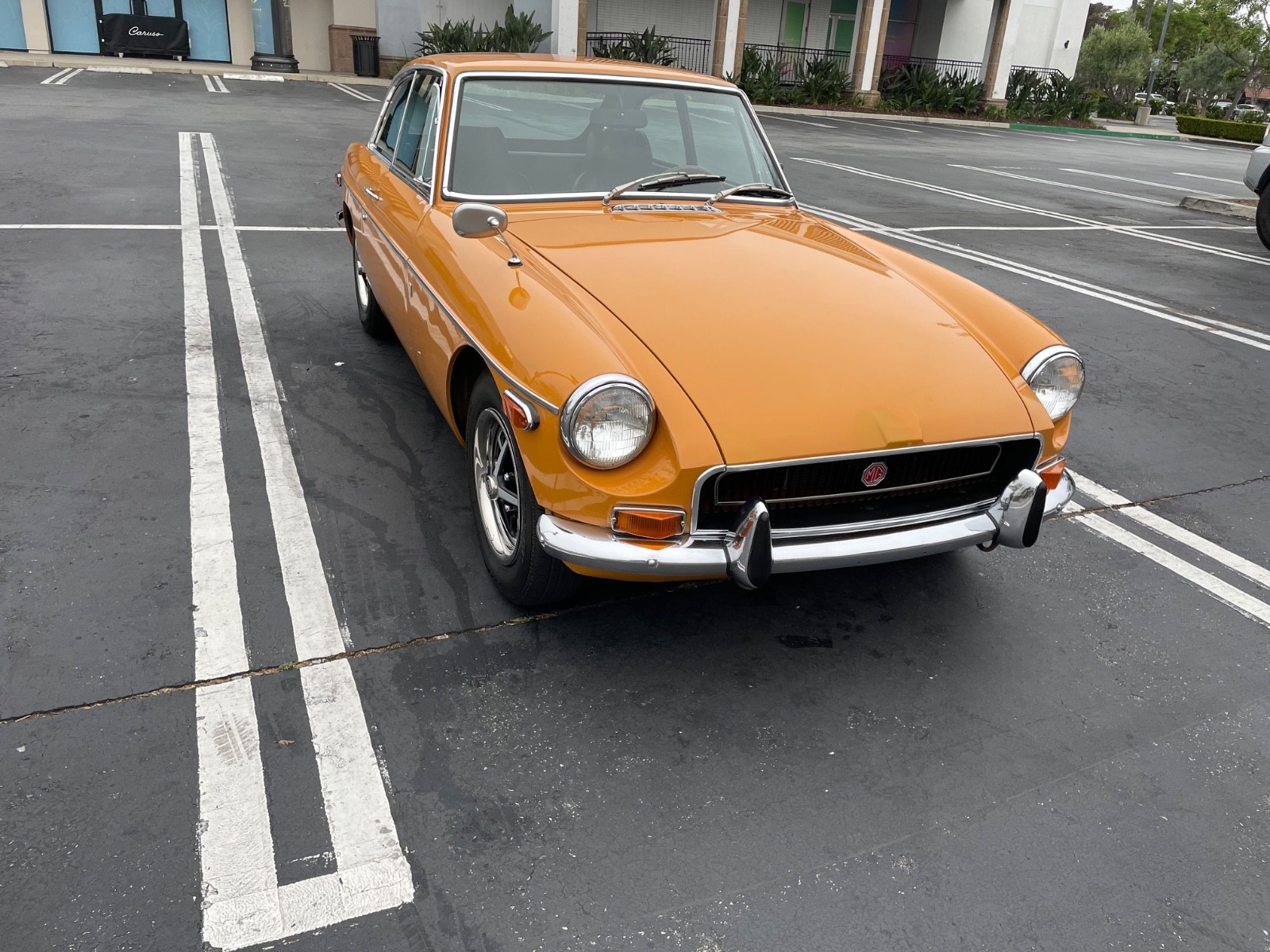 MG-MGB-1971-Hatchback-4