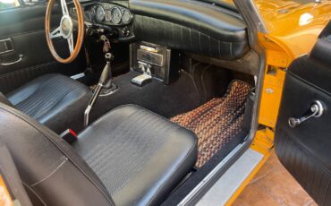 MG-MGB-1971-Hatchback-7
